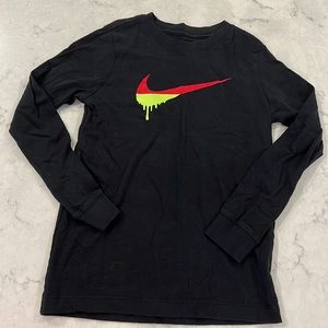 Boys Nike long sleeve shirt